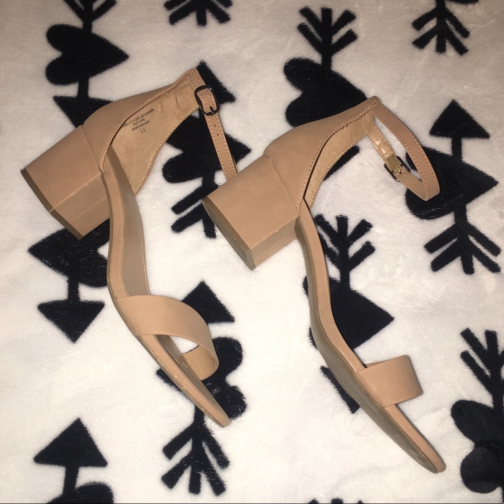 🍹Nude Heels Sandals 🌴